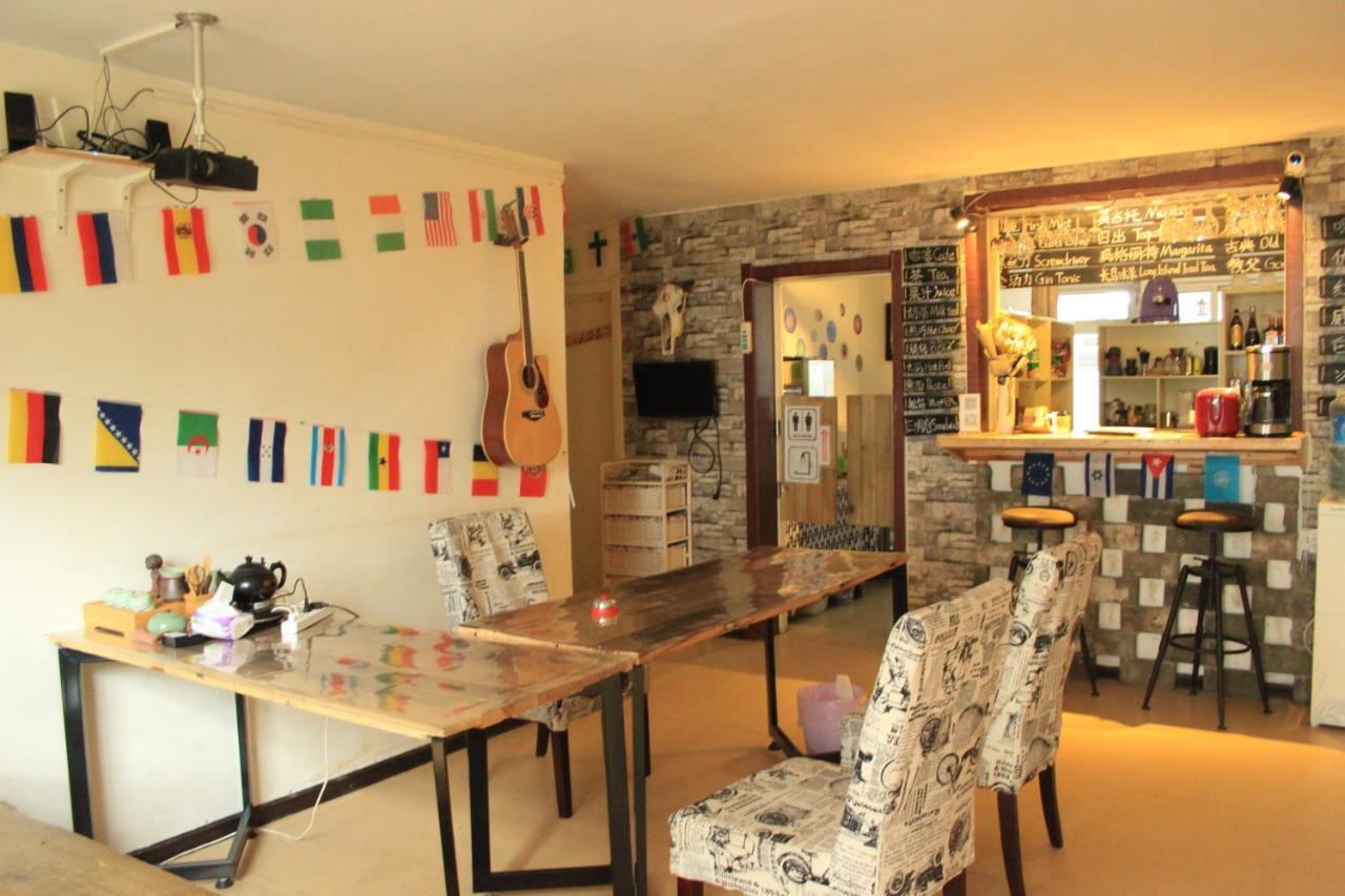 First Met Backpackers Hostel Čcheng-te Exteriér fotografie